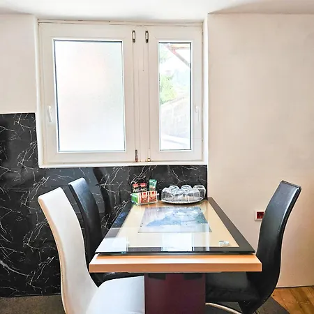 Park & Rest Apartment *